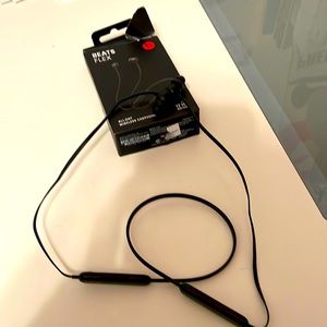 Beat flex Bluetooth brand new